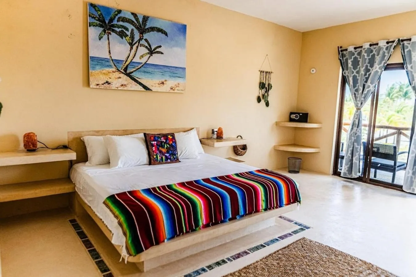 Massive Compound With Private Pool That Is Walking Distance To The Beach 0*, Isla Holbox Mexico