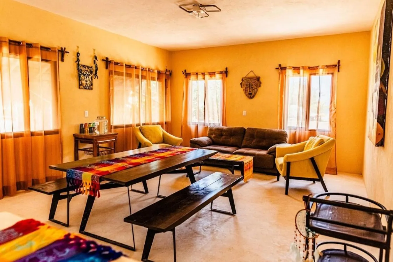 Massive Compound With Private Pool That Is Walking Distance To The Beach 0*, Isla Holbox